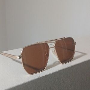 Trendy Gold Sunglasses with Brown Lenses